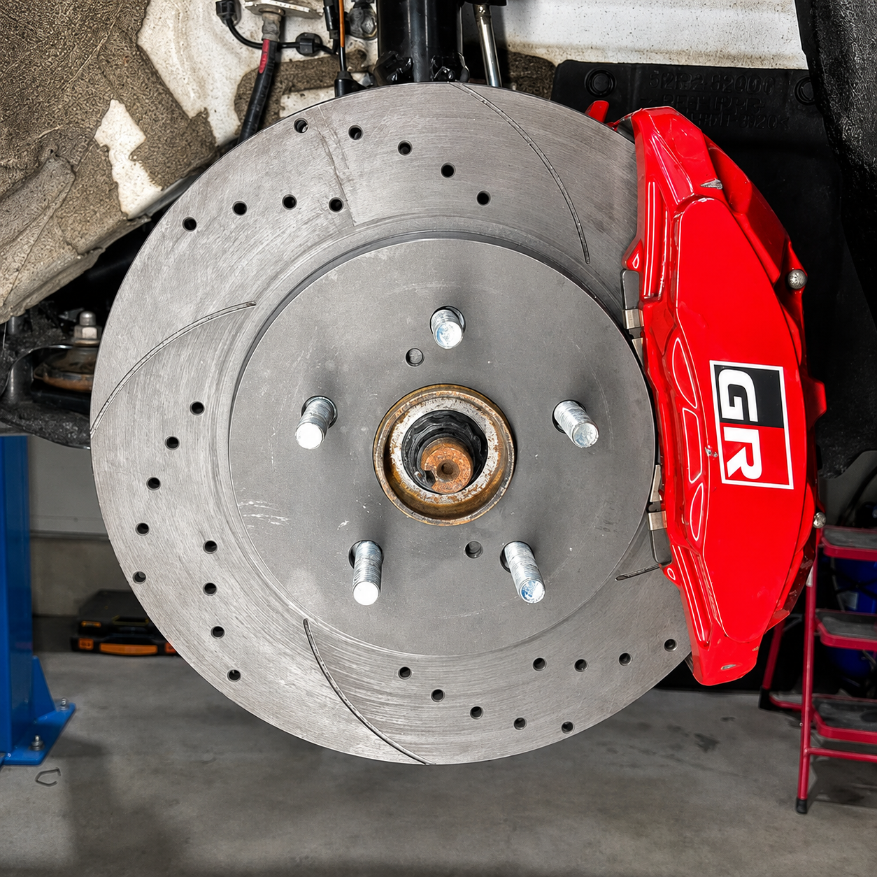 GR Yaris Small Brake Kit (15'' Wheel compatible)